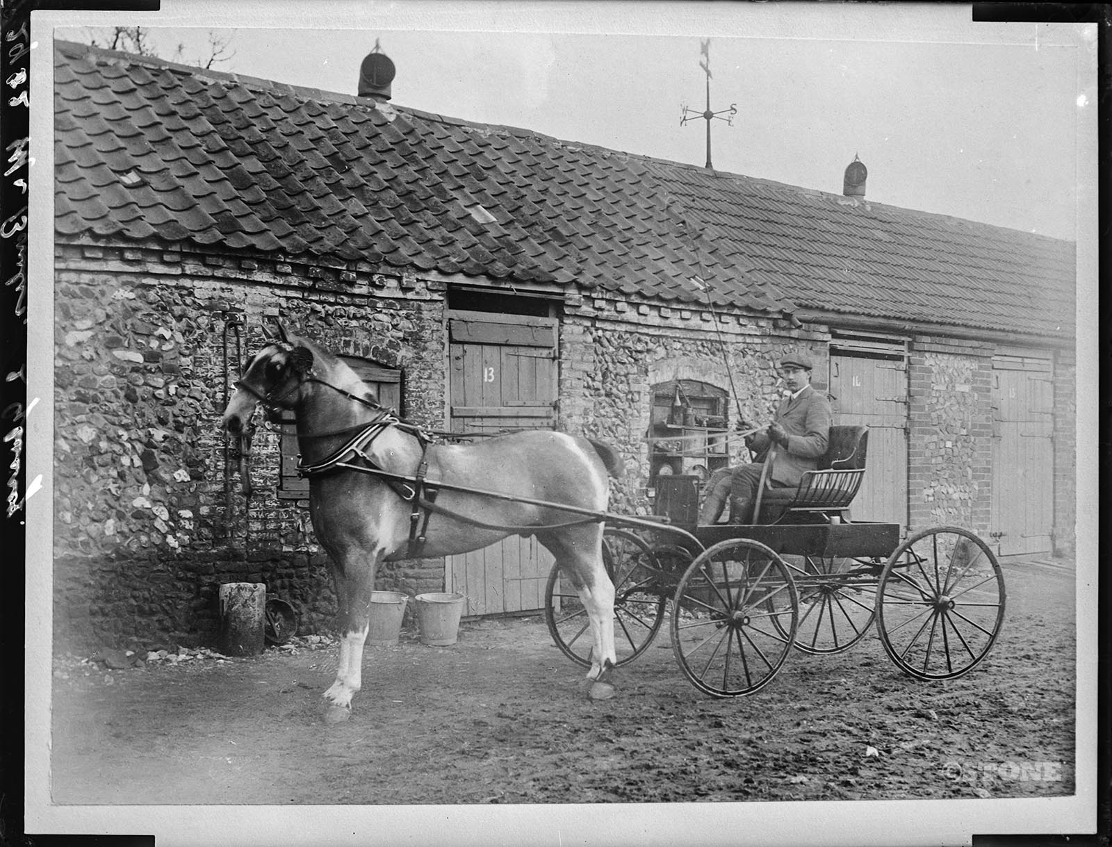 Herbert Thomas Cave - Horse and cart