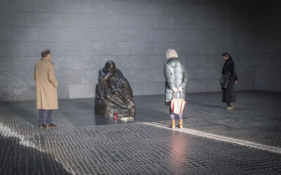 Mutter mit totem Sohn